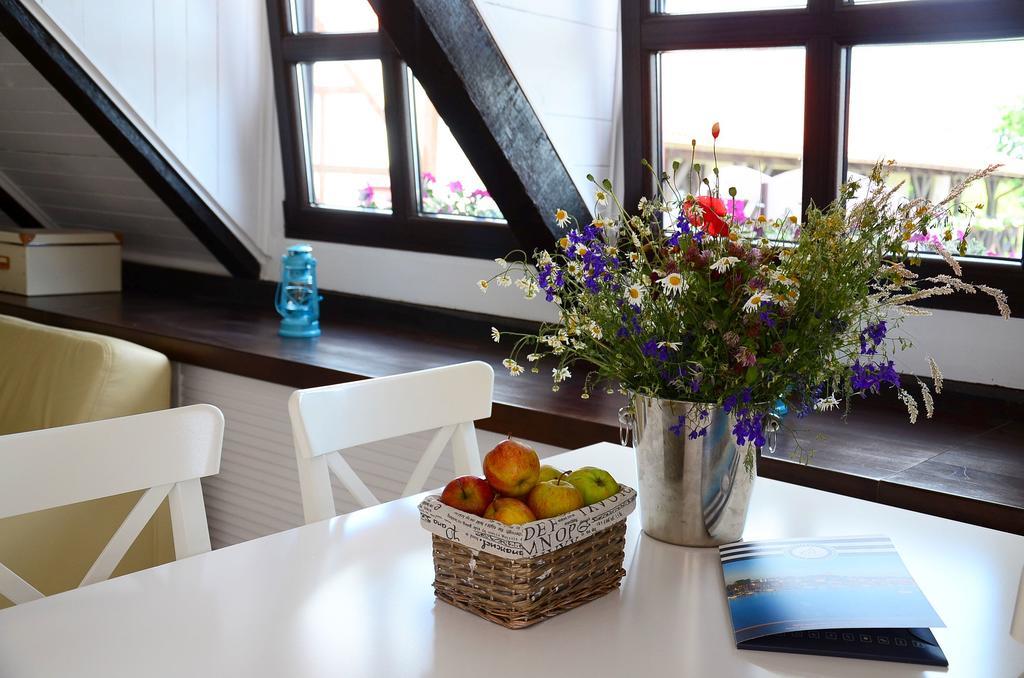 Stare Sady Chillout Rooms "Pod Jabloniami" Mikołajki 객실 사진
